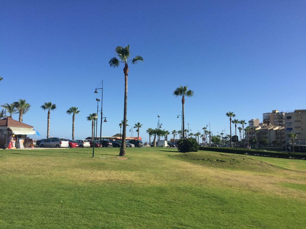 Apartamento Cerca De La Playa Y Campo De Golf Con Piscina Apartment Torremolinos Bagian luar foto