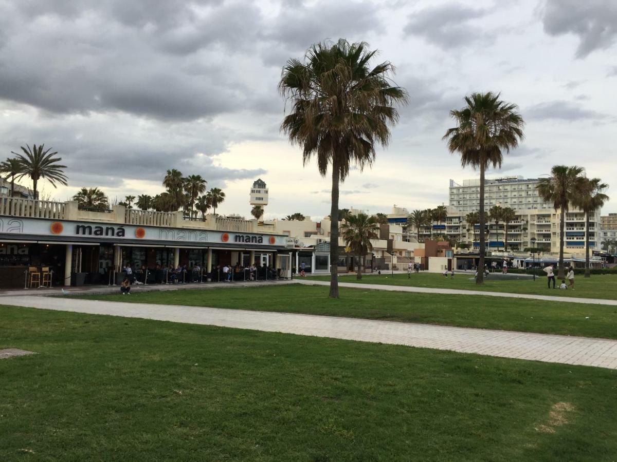 Apartamento Cerca De La Playa Y Campo De Golf Con Piscina Apartment Torremolinos Bagian luar foto